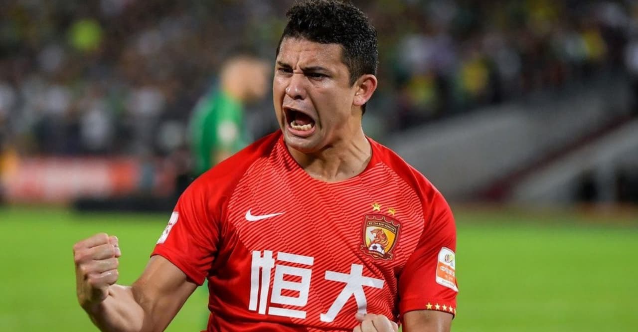 Elkeson, delantero brasileño del Guangzhou Evergrande, será el primer naturalizado sin raíces chinas que defienda a dicha selección en la historia.