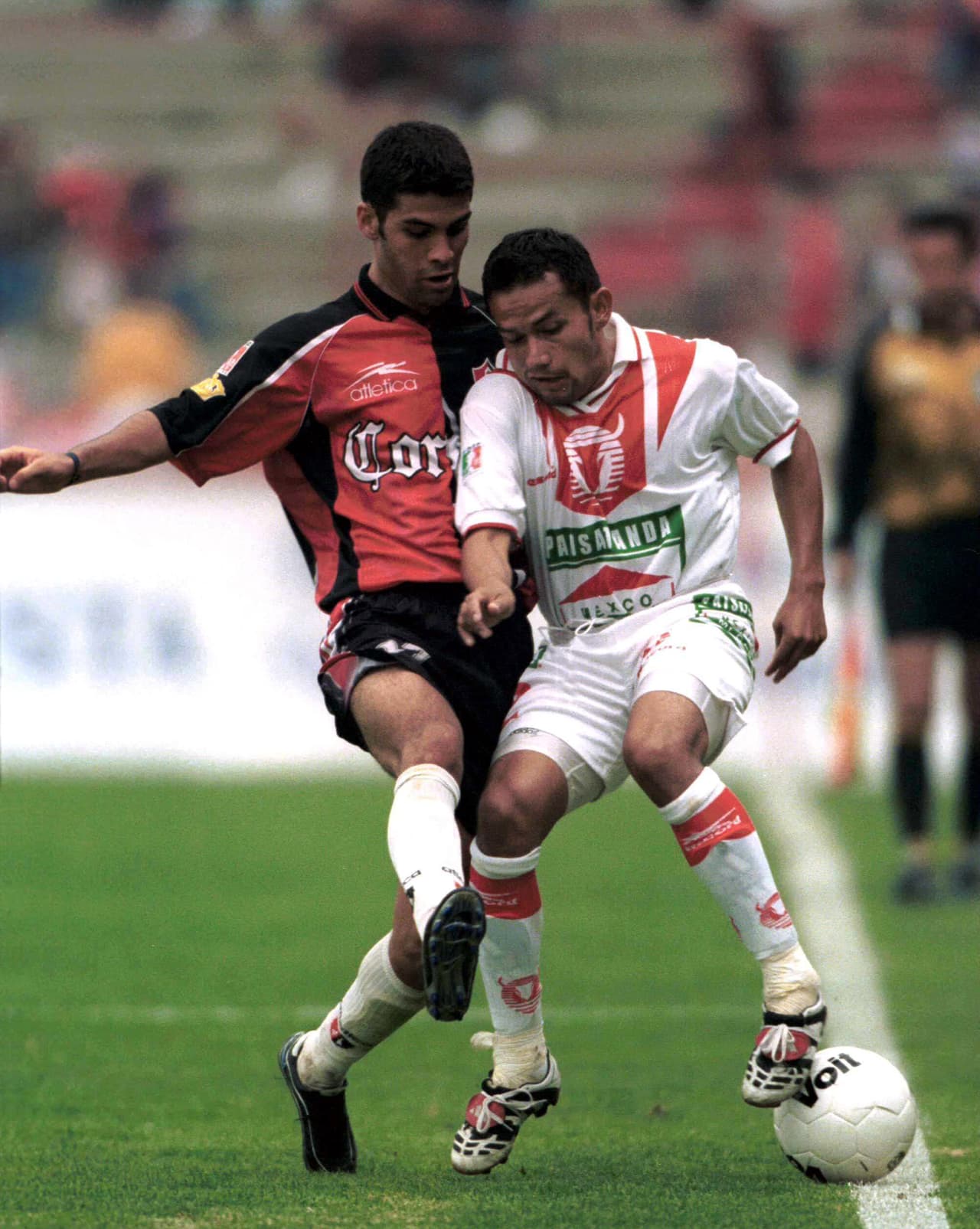 De aquellos años a la fecha han cambiado algunas cosas en el fútbol mexicano, el equipo de Toros Neza al que Márquez enfrentó ya no existe.