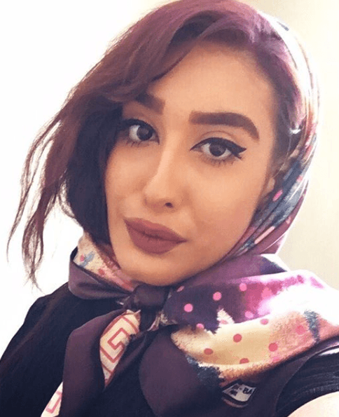 Moha es una de estas valientes jóvenes que durante la temporada se han disfrazado como hombres para poder burlar la seguirdad del estadio Azadi de Teherán.