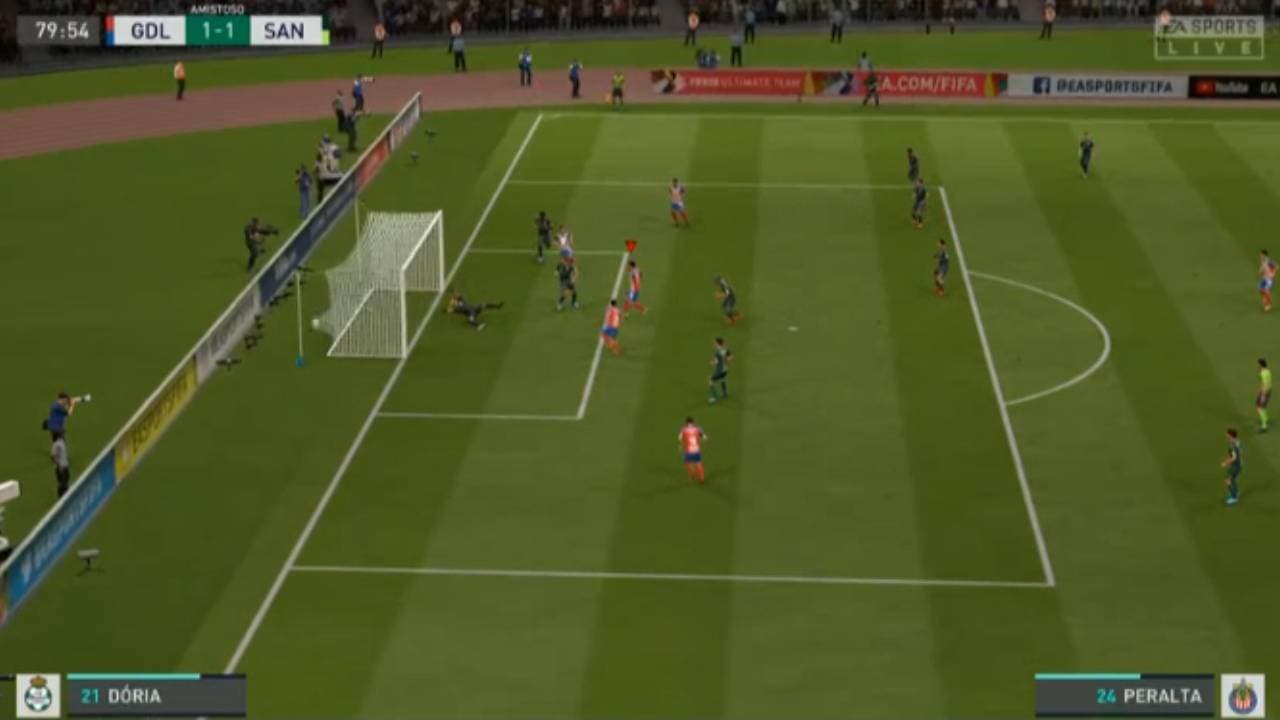 Fernando Beltrán tundió a Eduardo Aguirre 3-1 y las Chivas se encaminan a la eLiguilla.