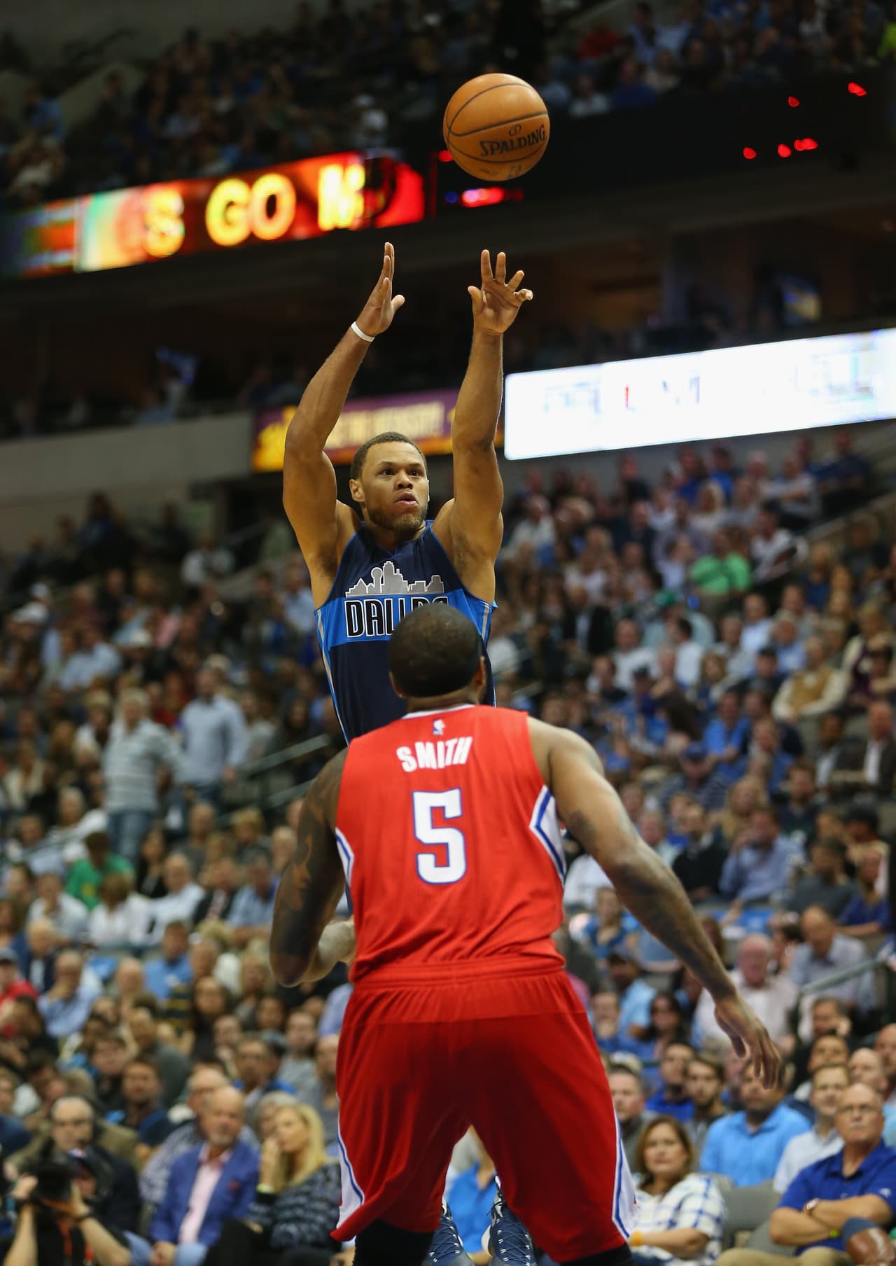 Dallas venció 118 a 108 a Los Angeles en un partidazo donde brilló Dirk Nowitzki
