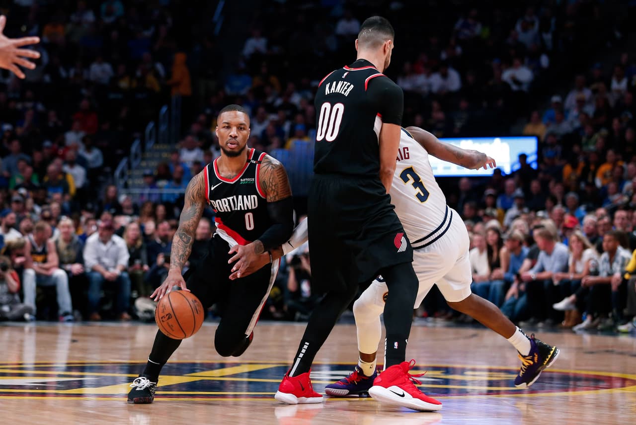 Los locales llegaban a este duelo de vencer por 4-3 a San Antonio Spurs, mientras que la visita dejó en el camino a Oklahoma City Thunder con un categórico 4-1.