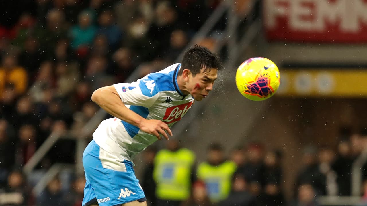 ¡No sale! Napoli quiere el resurgir de Hirving Lozano
