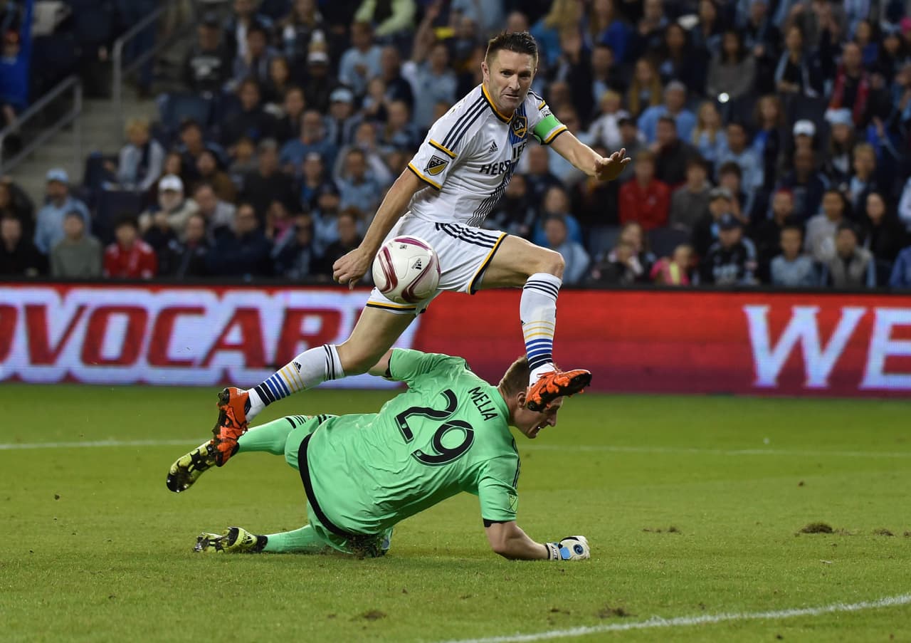 No le dejen un centímetro, porque Robbie Keane no perdona. El irlandés fue el mejor jugador de la MLS Cup el año pasado y no se conforma.
