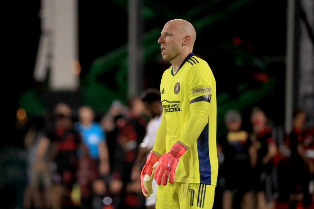 Al 25’ Royer estuvo muy cerca de crecer la ventaja, pero Guzan estuvo atento para atajar el balón.