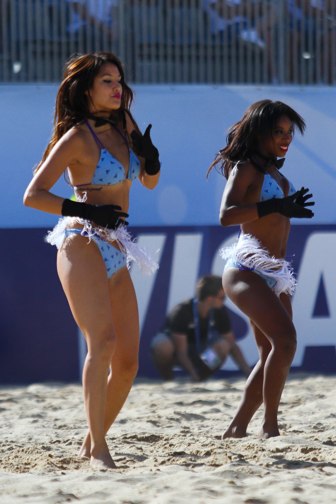 En Portugal se está disputando el Mundial del fútbol de playa donde las bellas mujeres han acaparado todas las miradas de los asistentes.