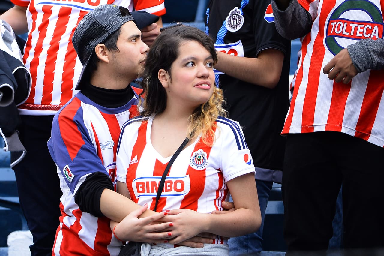 El colorido de la afición en la Jornada 2