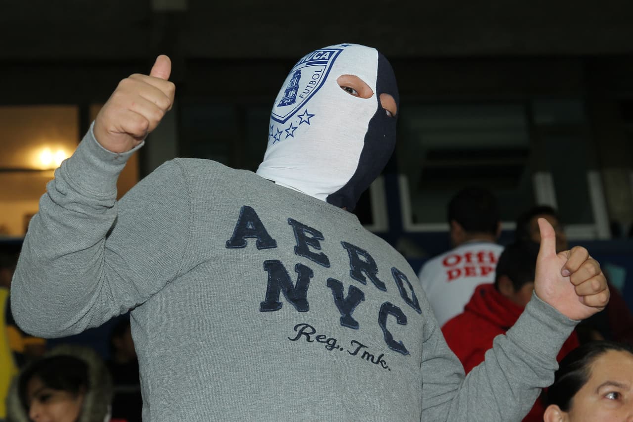 El colorido de la afición en la Jornada 2