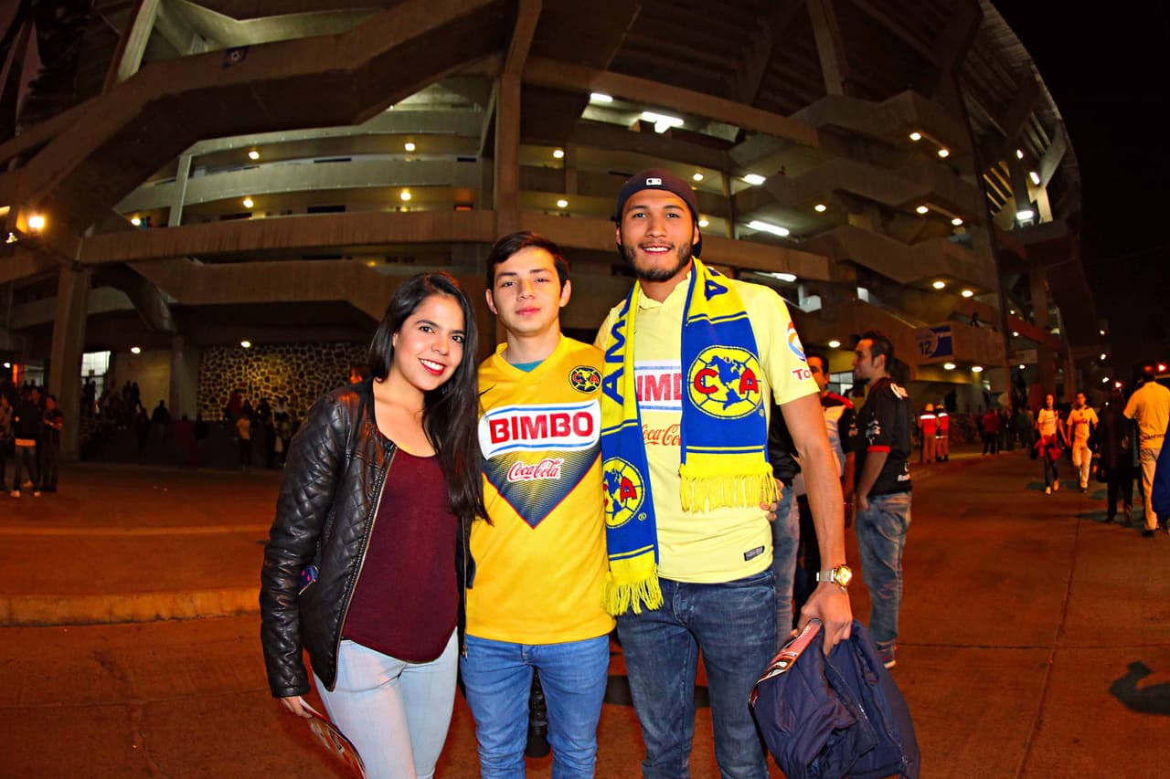 El colorido de la afición en la Jornada 2