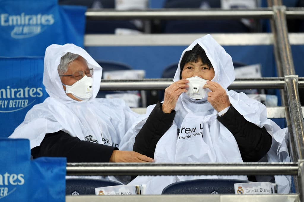 Más que bien protegidos contra el Coronavirus y ya listos para el comienzo del Clásico.
