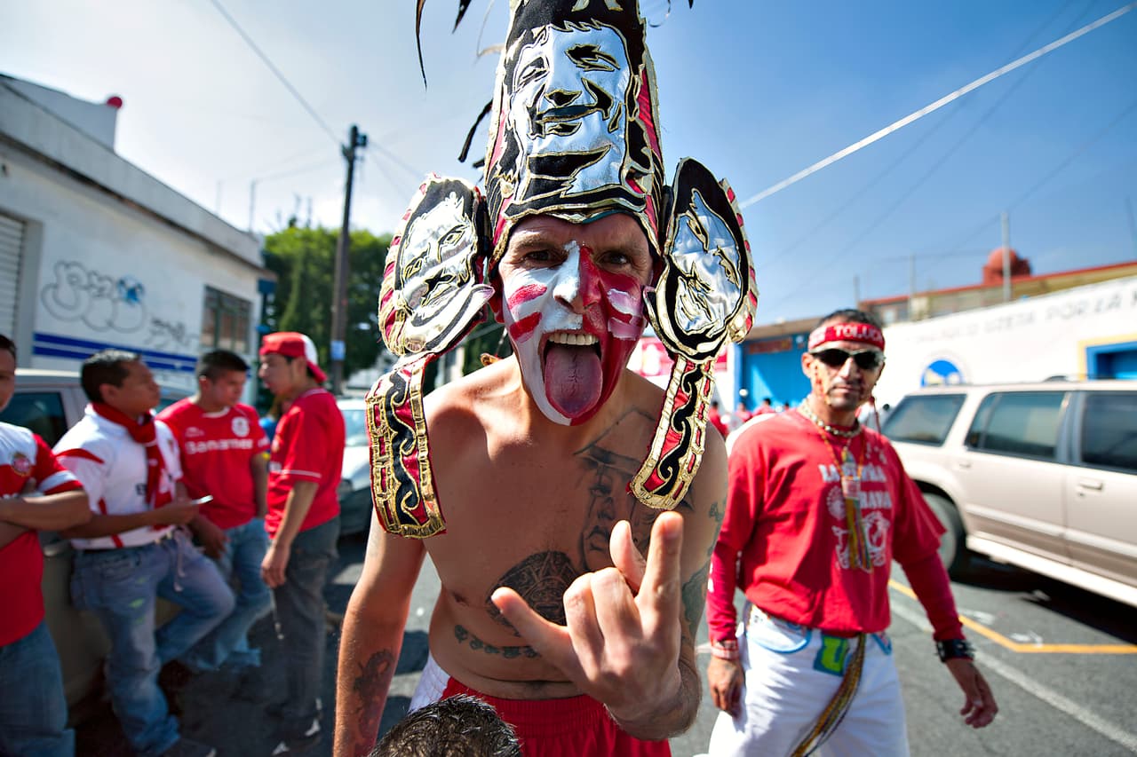 El colorido de la afición en la Jornada 15