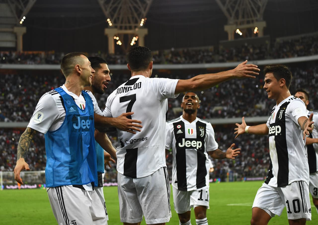 Juventus al final celebró como campeón de la Supercopa de Italia, su primer título de 2019, con un Cristiano Ronaldo que se coronó por primera vez en el fútbol italiano.