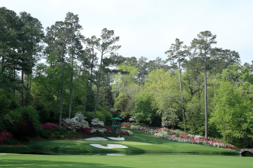 Esta es la panorámica del hoyo 12 en Augusta National, siempre un campo de paisajes espectaculares.