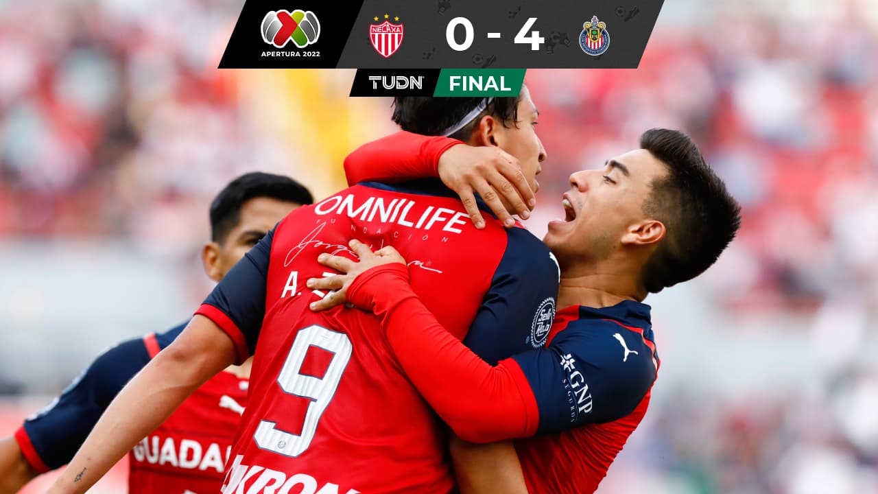 ¡Por fin ganó! Chivas golea a Necaxa y evita manchar su historia