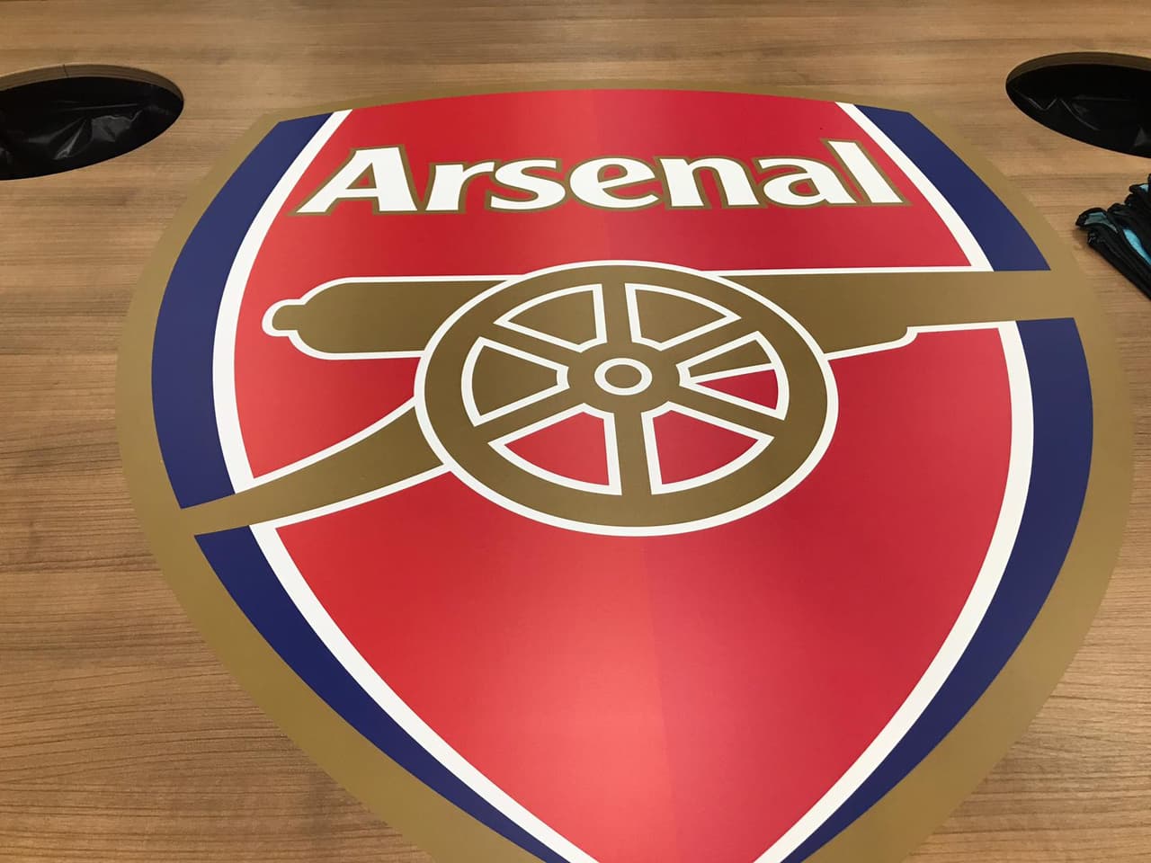 Los detalles le dan personalidad a los vestidores de los equipos.