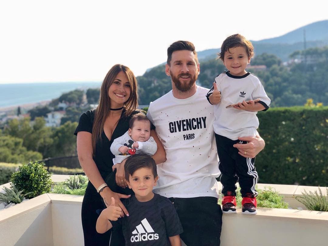 Lionel Messi ha mostrado en las redes sociales lo unido que es a sus hijos y su familia.