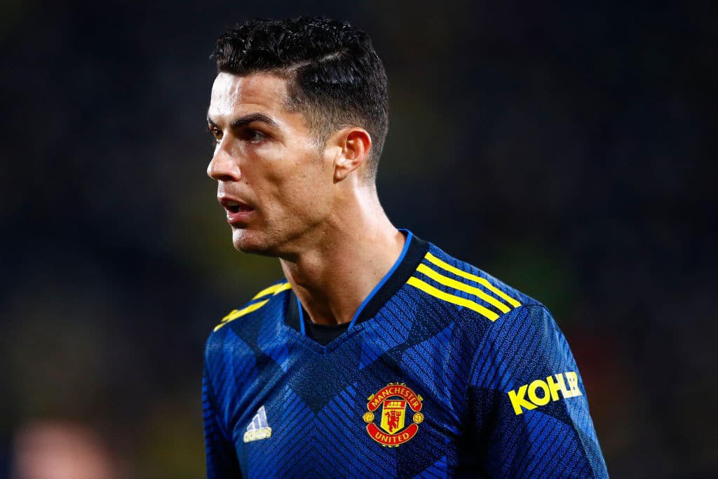 Manchester United se impone como visitante ante el Villarreal con dos goles a cero y tienen un pie en la siguiente fase de la UEFA Champions League. Las anotaciones fueron por parte de Cristiano Ronaldo y Jadon Sancho; la escuadra española se complica su calificación.
