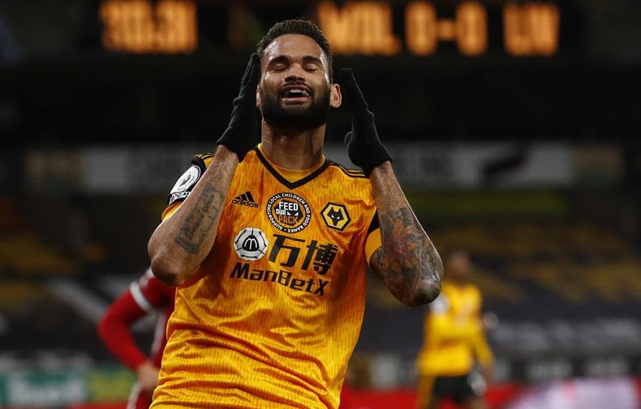 Se termina la Jornada 28 y Wolverhampton pierde en casa ante el Liverpool 1-0. El único gol del encuentro fue por parte de Diogo Jota al minuto 45+2. El mexicano Raúl Jiménez ya se incorporó a los entrenamientos pero aún no está listo. El partido se extendió tras un aparatoso choque, donde Rui Patricio salió en camilla lesionado.