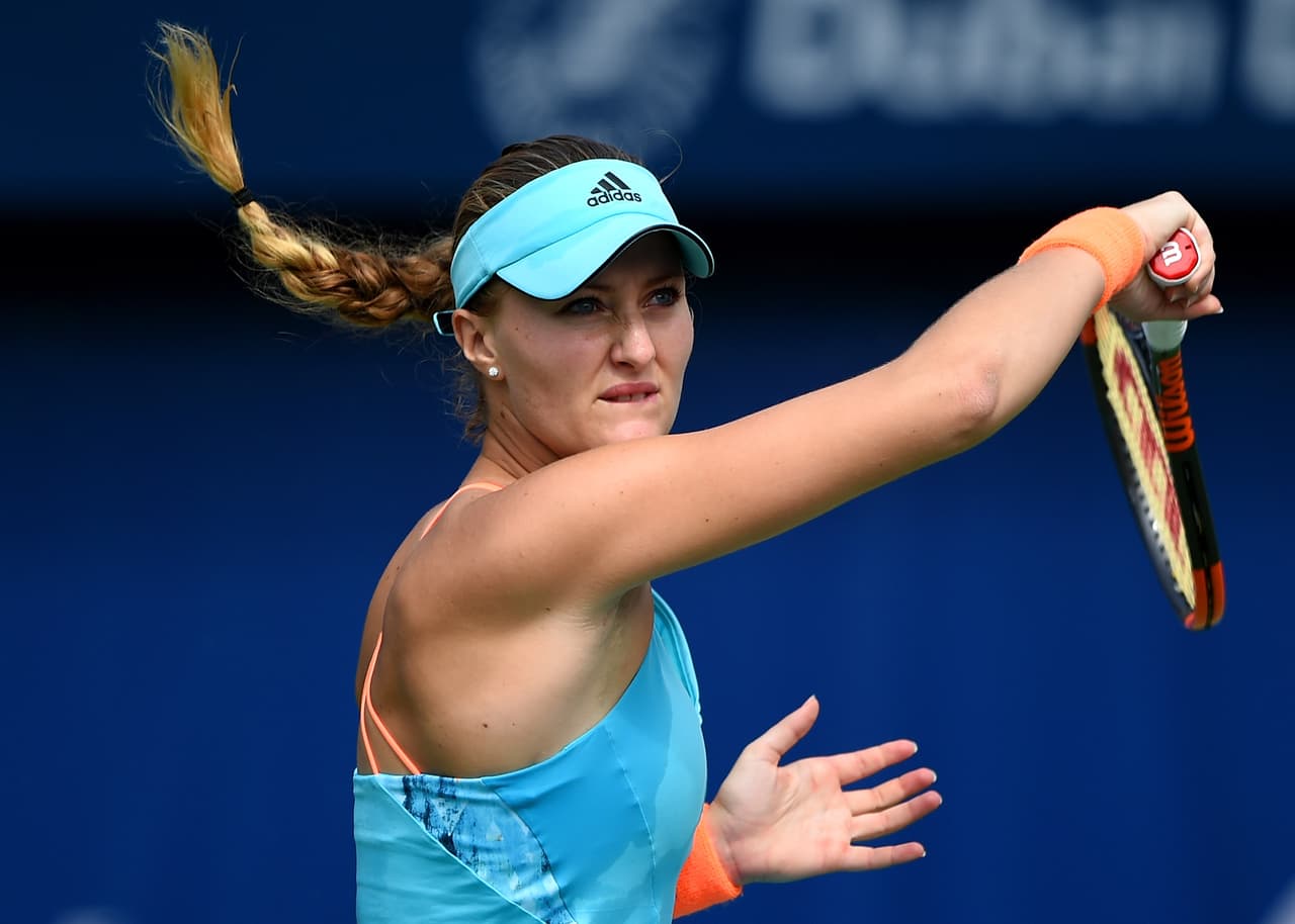 La ucraniana Elina Svitolina, la francesa Kristina Mladenovic (foto), la estadounidense Lauren Davis, la china Qiang Wang y la rusa Ekaterina Makarova fueron parte del comienzo del torneo WTA Dubai, donde demostraron que la mezcla de belleza y capacidad es un potente atractivo en las canchas. Sus cuerpos atléticos y hermosos rostros son referentes.