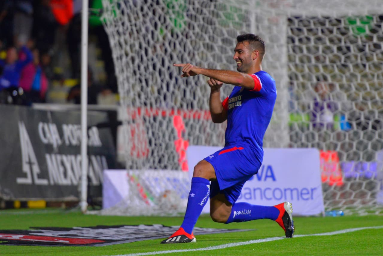 <b>Martín Cauteruccio</b>. Pasó de ser oruga a mariposa, así se transformó 'Caute' esta campaña, anotando cinco goles para Cruz Azul. El uruguayo fue clave en la Copa MX y es un oportunista del área.