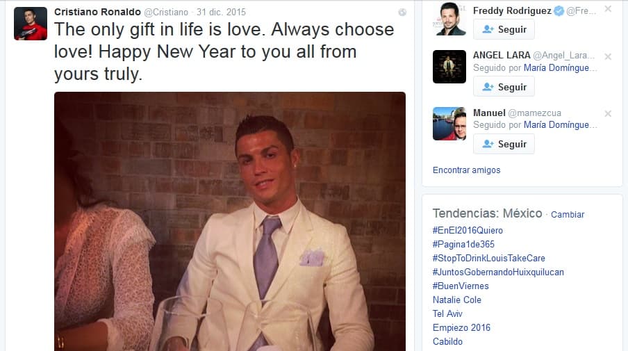 En las redes sociales las estrellas del balompié desearon a sus fanáticos un gran 2016.