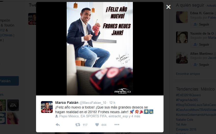 En las redes sociales las estrellas del balompié desearon a sus fanáticos un gran 2016.