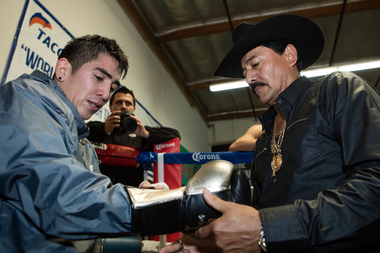 “Pelearé contra ellos, contra los mejores. Estoy joven y sé que si trabajo fuerte tendré las peleas que quiera”.