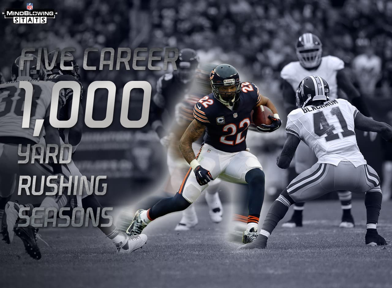 3.- Forte con mil yardas.- El corredor agente libre Matt Forte ha acumulados cinco temporadas de mil yardas terrestres, pero cumplió 30 años de edad en diciembre pasado. El único jugador en la era del Super Bowl en cambiar equipos tras su cumpleaños 30 y tener una temporada de mil yardas fue Herschel Walker en 1992 con los Eagles.