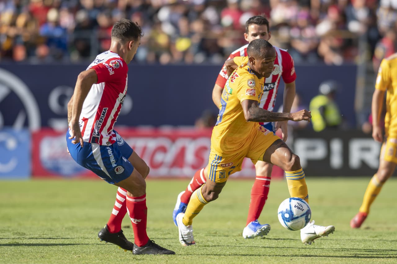 Tigres llegó a 10 puntos para colocarse en el cuarto lugar de la tabla y San Luis se qued´ó con cuatro puntos en la ´décima cuarta posición.