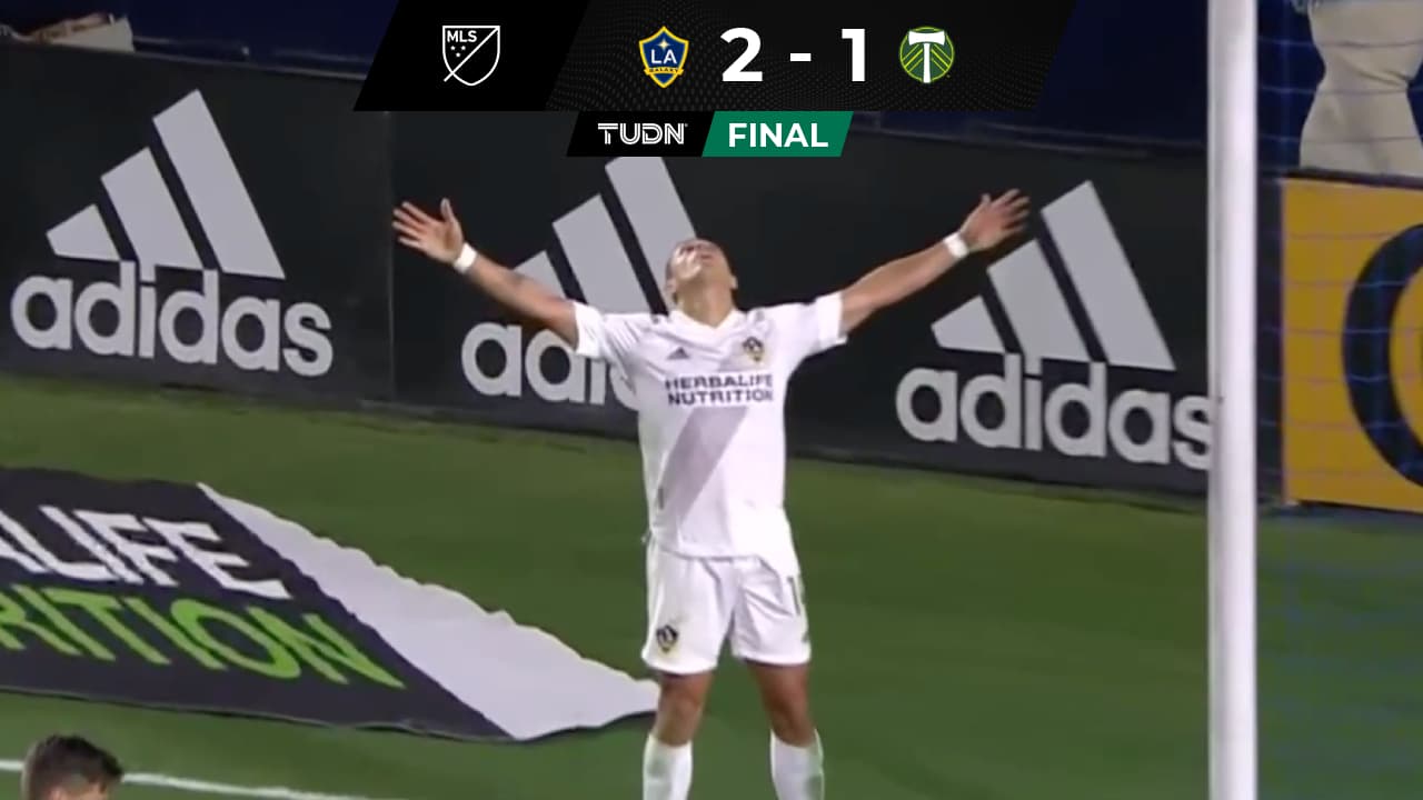 'Chicharito' colabora con su decimotercer gol en triunfo de Galaxy