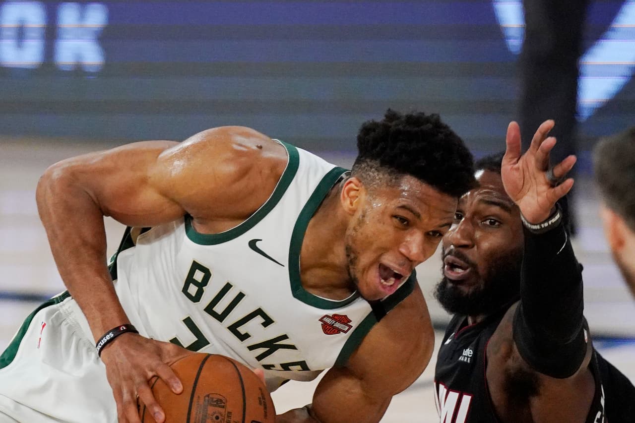 En la semifinal de conferencia, consiguieron su tercer triunfo consecutivo con un marcador de 115-100. Los de Miami podrían liquidar la serie en el cuarto enfrentamiento que sucederá el domingo por la tarde.