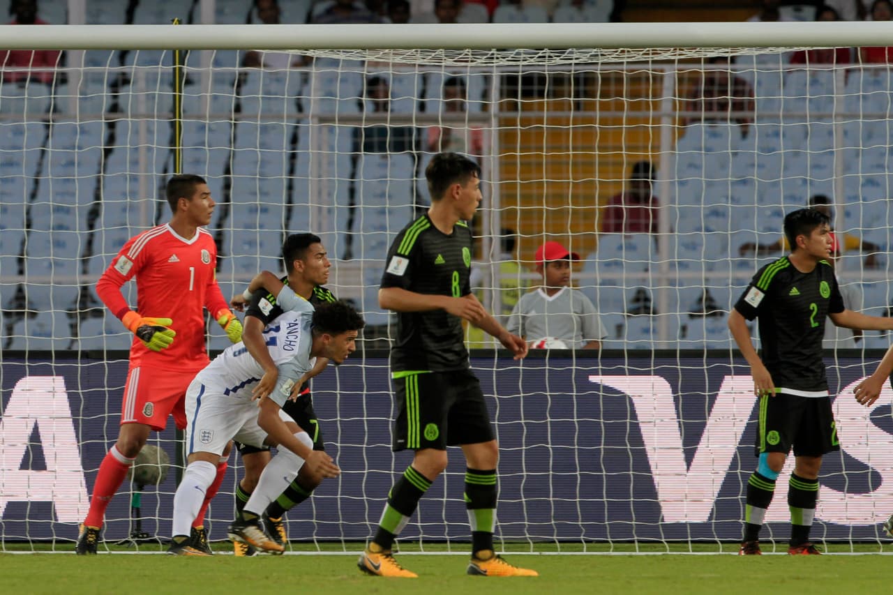Una mano en el área sirvió para que el árbitro señalara el penalti al minuto 9 del segundo tiempo en el estadio Vivekananda Yuba Bharati Krirangan.