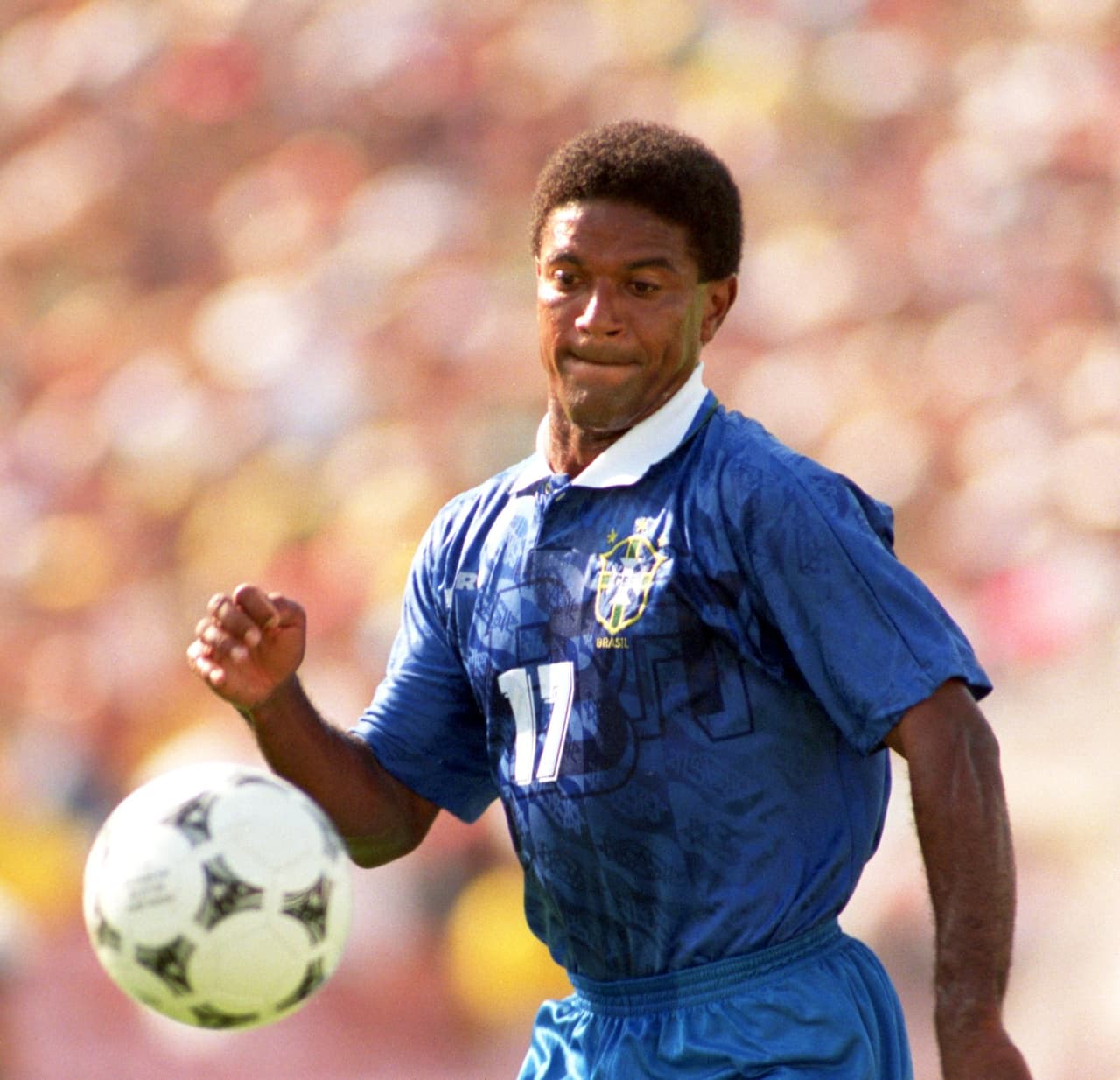 El brasileño Mazinho es el padre de Thiago y Rafa Alcantara, jugadores de Bayern Munich y Barcelona, respectivamente. El legado que le dejó a sus hijos fue el título obtenido con su país en el Mundial de 1994.