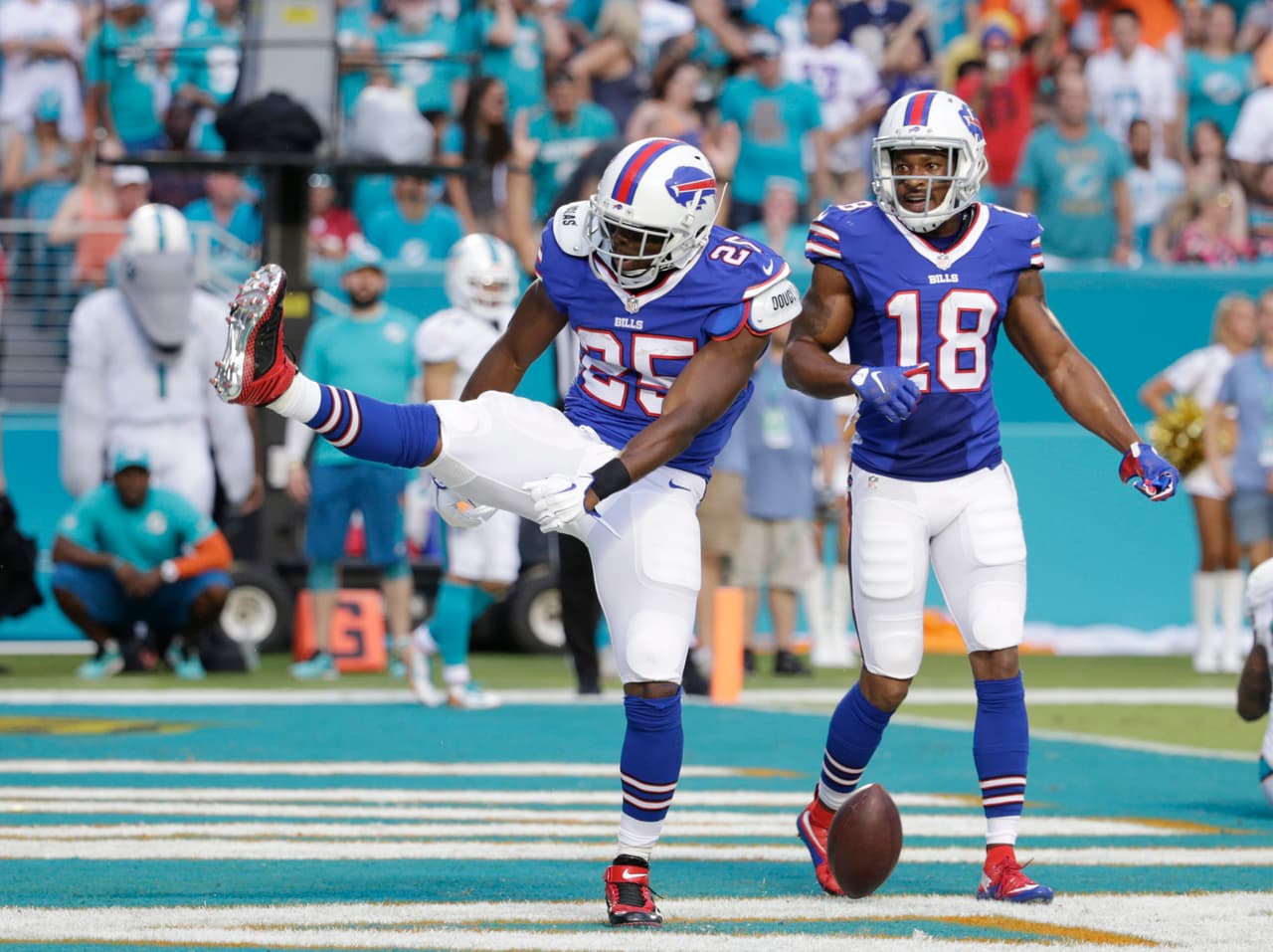 Los Buffalo Bills destrozaron a los Miami Dolphins y los derrotaron 41-14 en la semana 3 de la NFL, he aquí las mejores imágenes del partido.