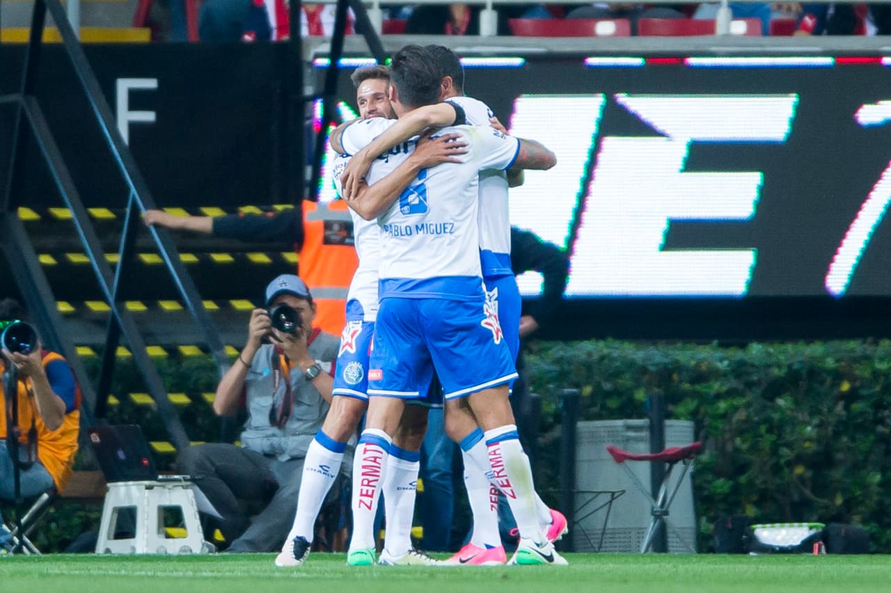 El primer gol poblano fue obra de Federico González, quien remató un balón centrado por Carlos Emilio Orrantía al minuto 26.