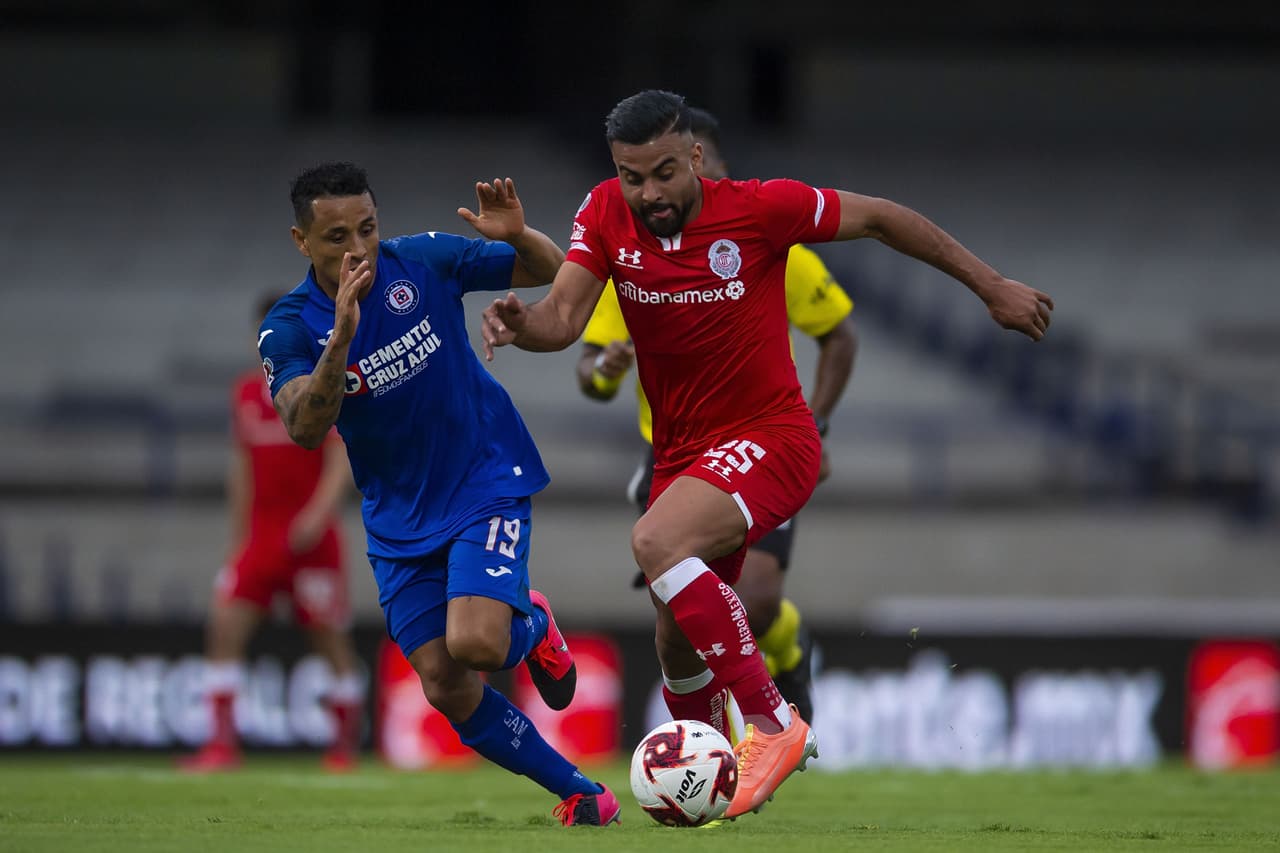 Con gol de Juan Escobar, la Máquina avanza a semifinales y el Toluca queda fuera de la Copa GNP por México.