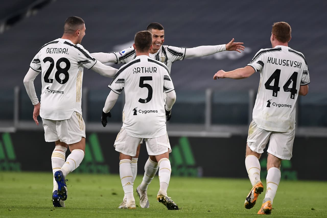 Los pupilos de Pirlo mantienen el invicto en la justa italiana al cabo de ocho jornadas. | El astro portugués marcó a los 38’ y 42’ para conseguir el resultado y así llegar a 16 unidades; los de Pirlo se medirán al Ferencvaros en la J4 de la Champions.