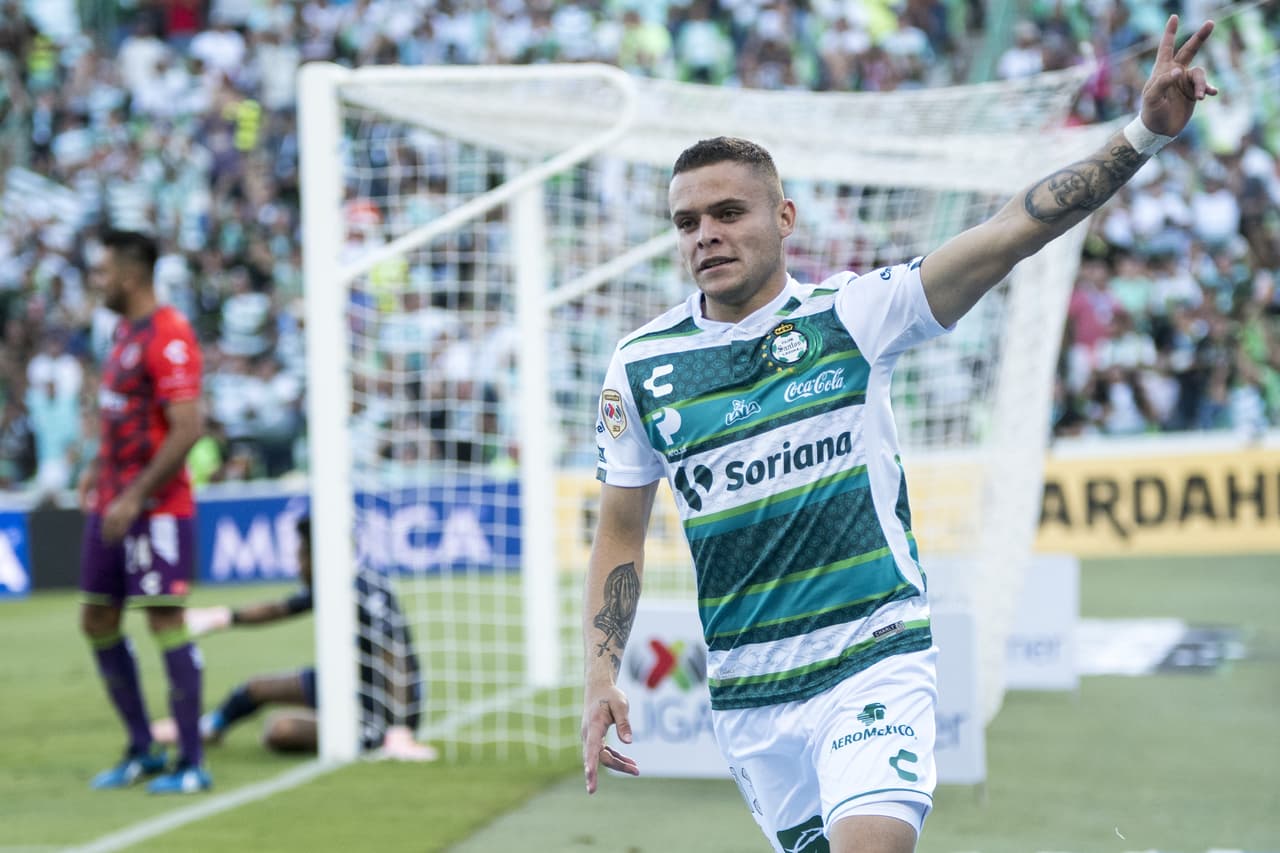 Delanteros: Jonathan Rodríguez (Santos Laguna, 61)