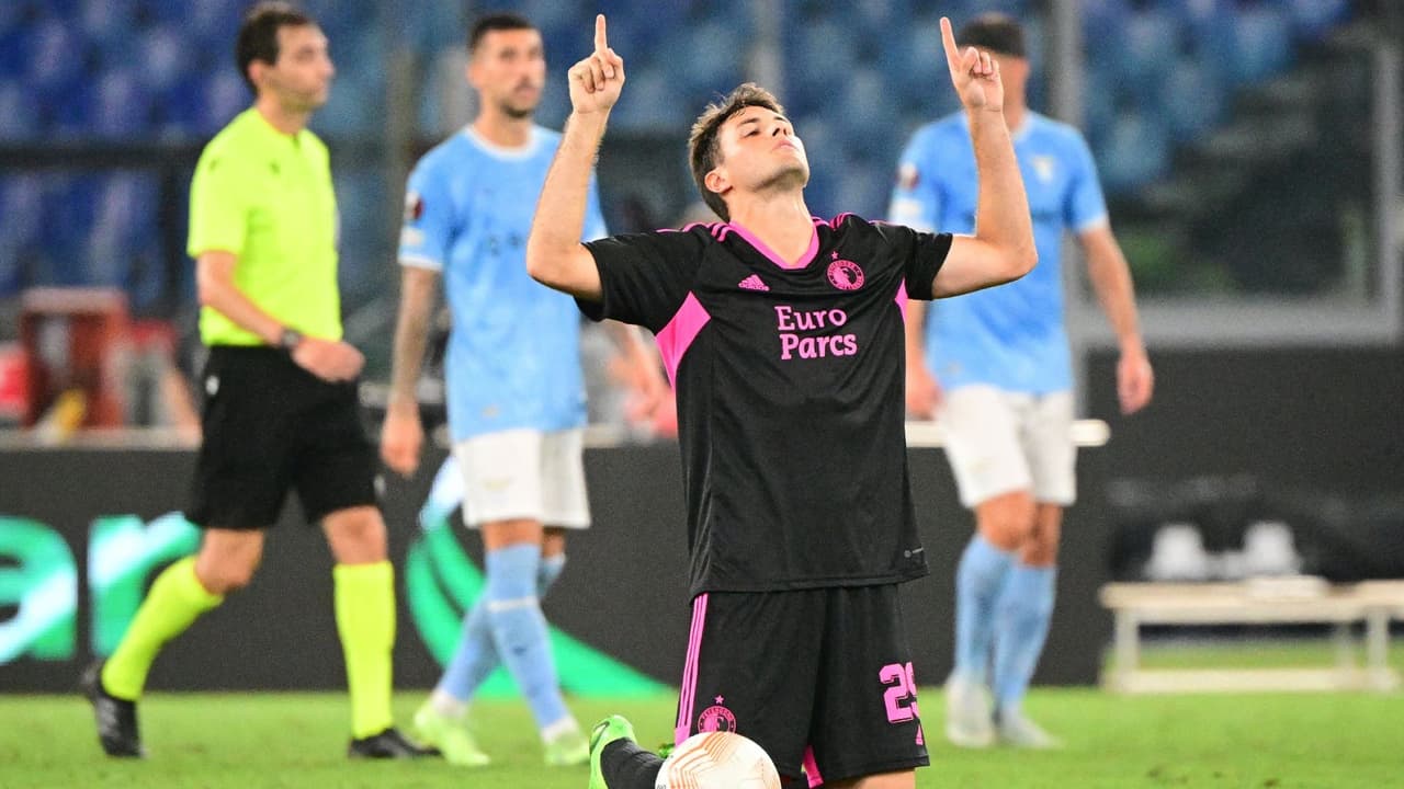 Santiago Giménez y su primer gol en Europa League: “Me sentía seguro”