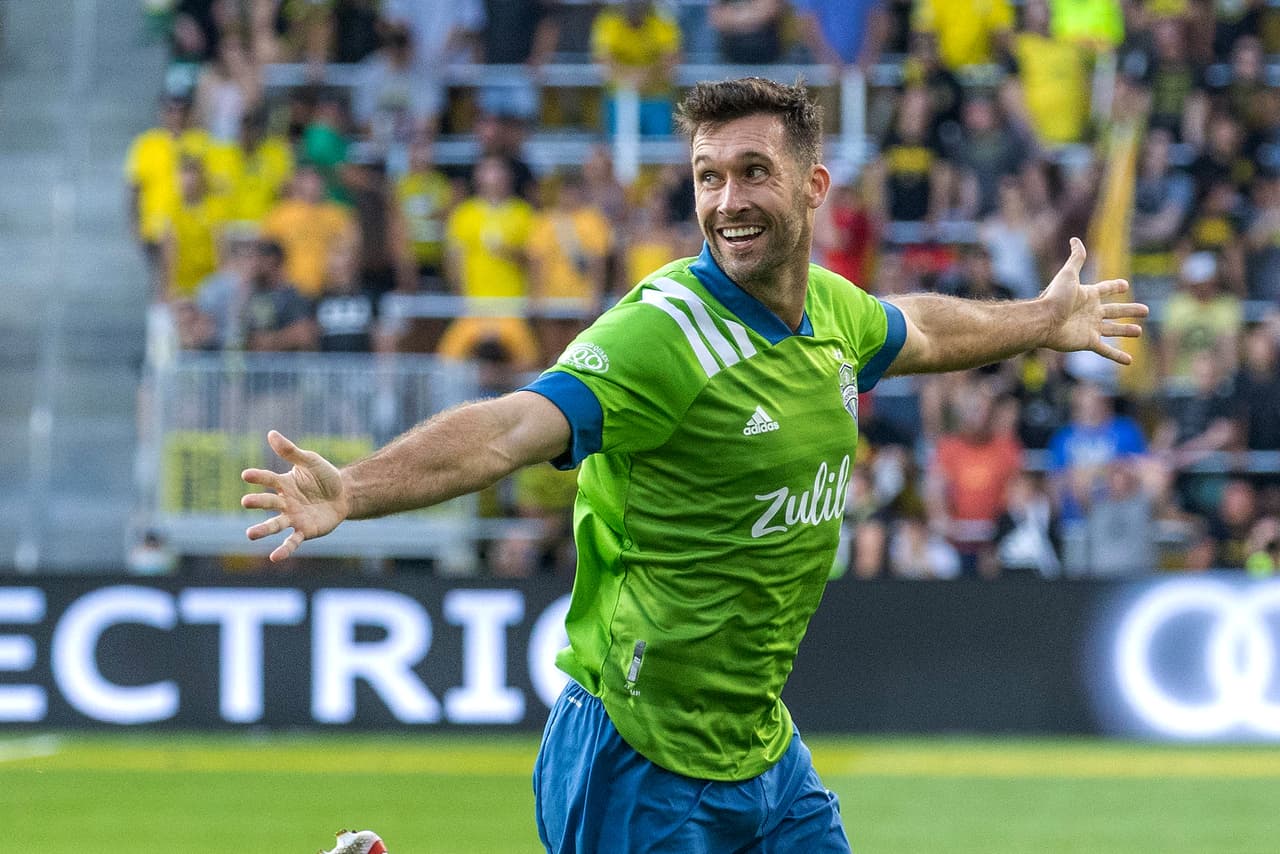 El grito de Will Bruin sobre el final lo dice todo: Seattle Sounders se llevó una agónica victoria 2-1 sobre Columbus Crew en el Lower.com Field.
<br>