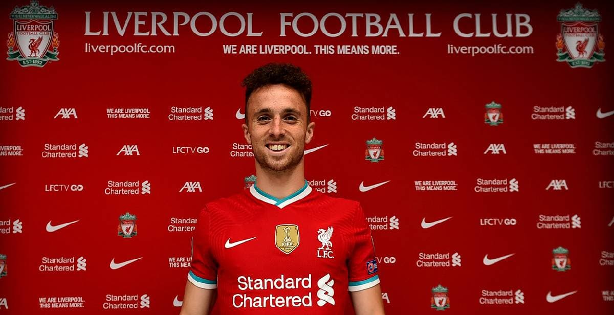 Raúl Jiménez se quedó sin compañero al ataque con los Wolves