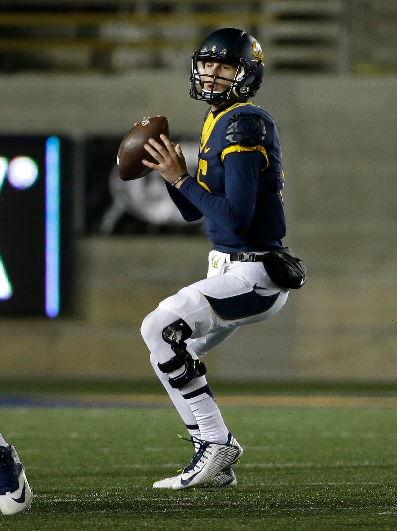 Pick 2 Cleveland Browns: QB JARED GOFF, California