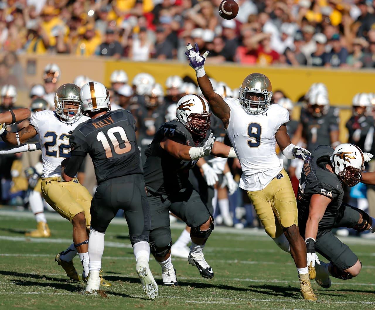 Pick 7 San Francisco 49ers: OLB JAYLON SMITH, Notre Dame