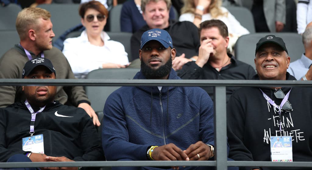 LeBron James, quizás el basquetbolista más influyente de todos los tiempos en la NBA, no para ni en receso de temporada. Ahora con su nuevo equipo, los Lakers, se puso un reto, pero esto no para ahí.