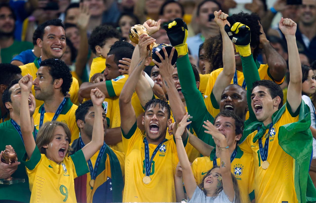 De nuevo, Brasil fue superior en la Copa Confederaciones, por tercera vez consecutiva. Una nueva generación de jugadores ilusionó al público local, con miras el Mundial en su casa.