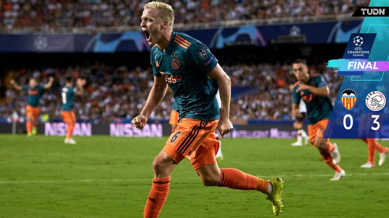 Pese a feo error de Edson, Ajax consiguió importantísimo triunfo