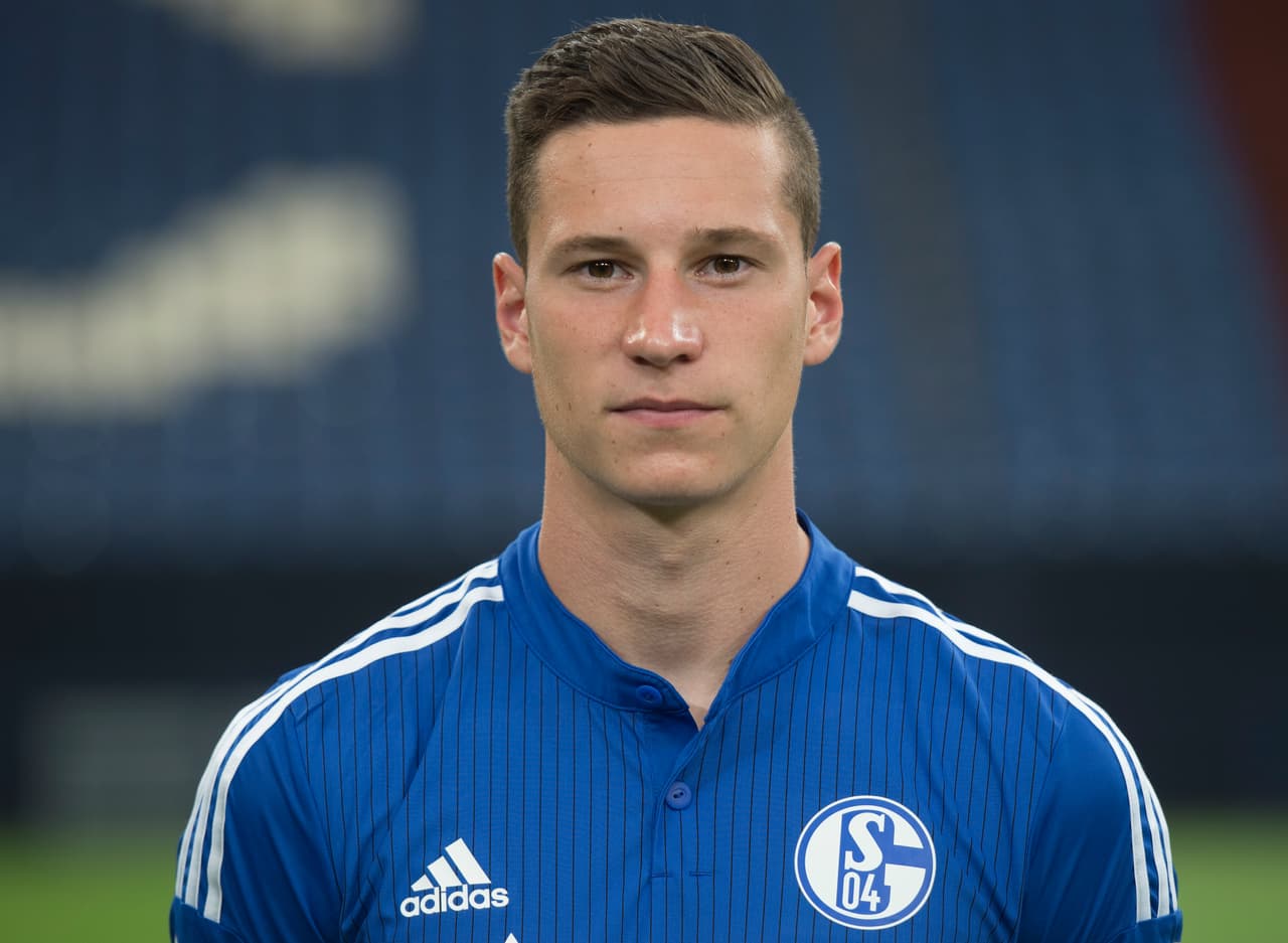 El mediocampista alemán Julian Draxler tuvo grandes actuaciones en la Bundesliga con el Schalke 04 y luego con Wolfsburgo.
