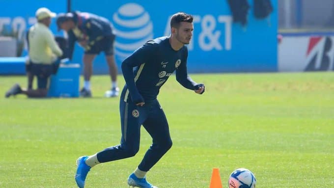 Benedetti y Cáceres, titulares con el América ante el Toluca