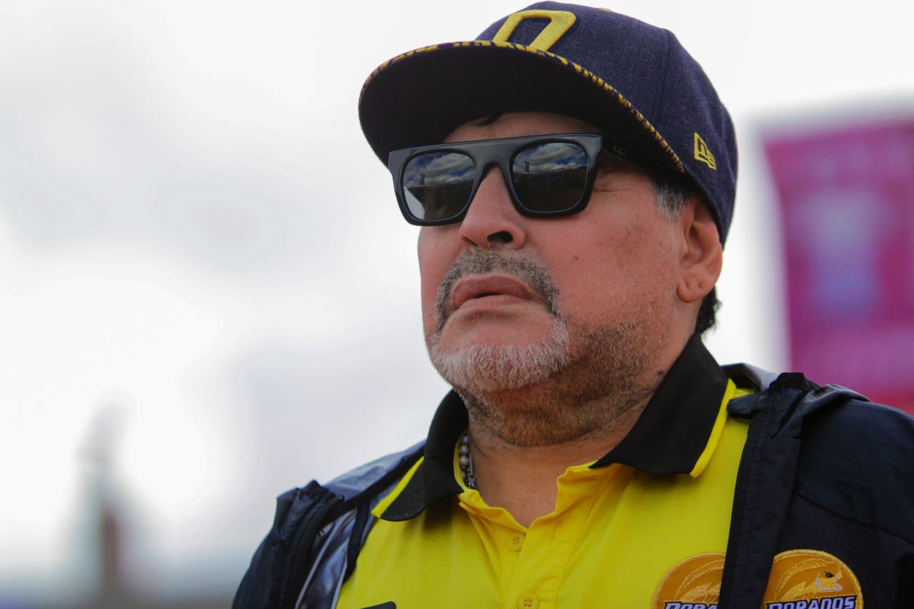 Esta semana se conoció que
<a href="https://www.univision.com/deportes/ascenso-mx/medico-de-maradona-asegura-que-el-argentino-necesita-ser-operado-cuanto-antes" target="_blank">"El Diez" ya no tiene cartílagos en sus rodillas por lo que la única solución es operarlo.</a>