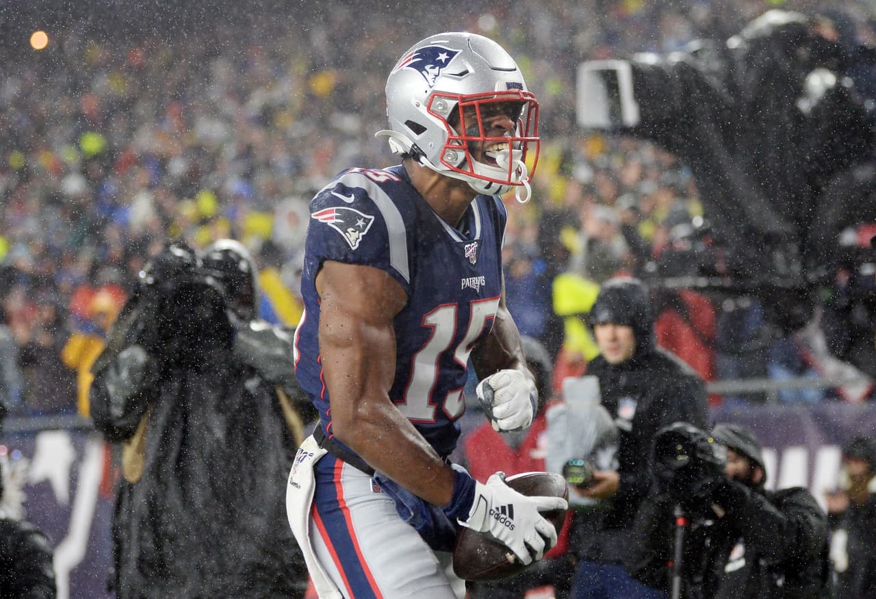 En una noche complicada en Gillette Stadium por las condiciones climáticas pero New England se impone a los Dallas Cowoboys en un gran partido.